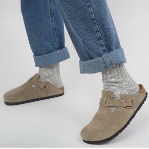 NIB Birkenstock Boston Clog Soft Foodbed Taupe color